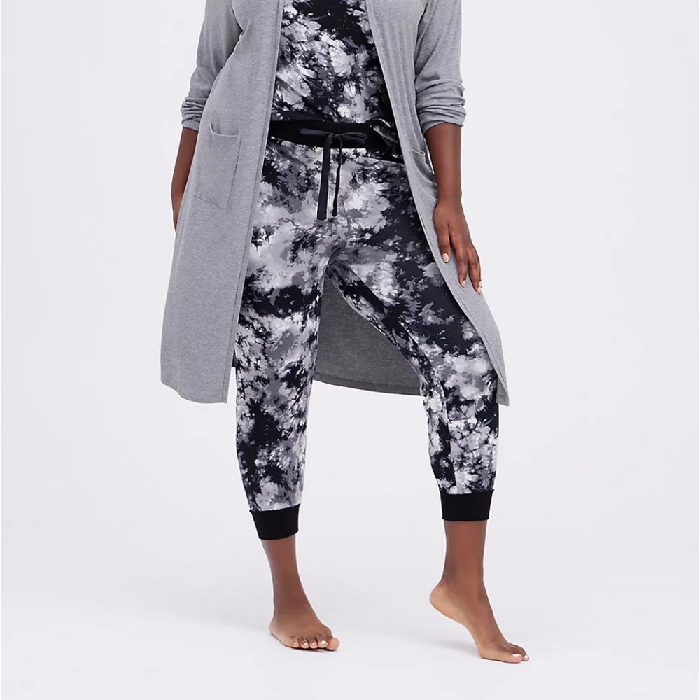 TORRID SUPER SOFT CROP LOUNGE JOGGER NWOT